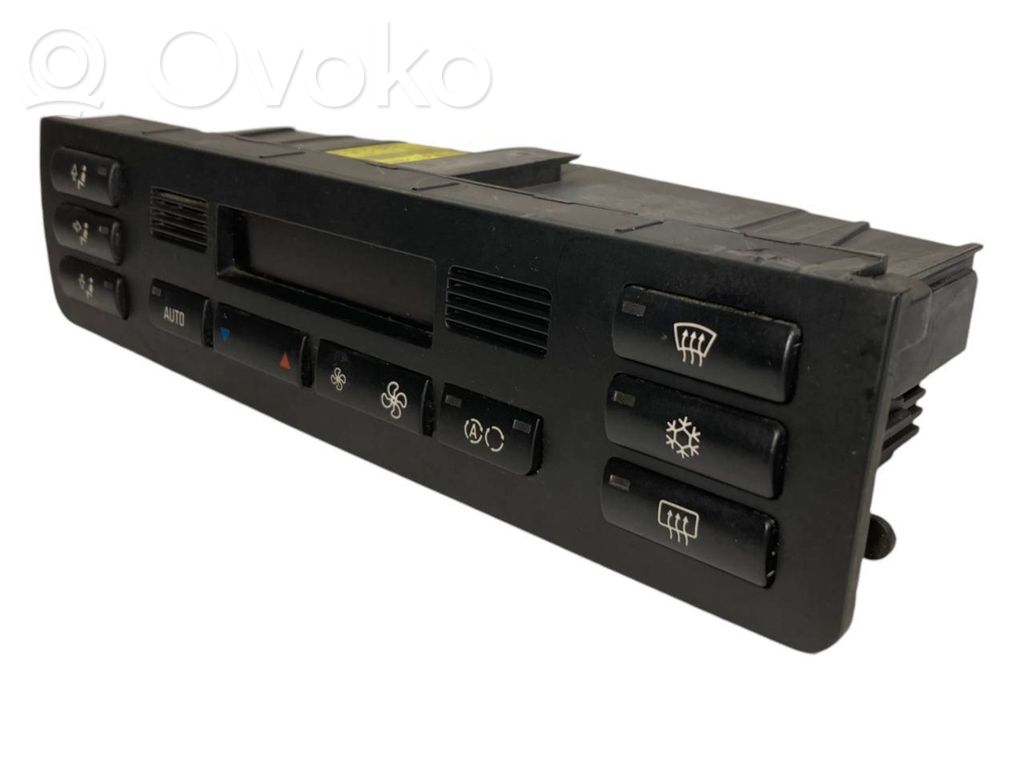 Air conditioning / climate control / interior heating control unit (in the passenger compartment)