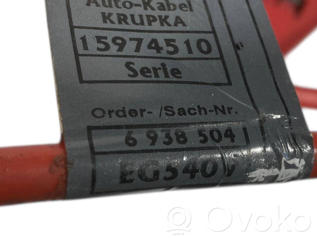 Positive wire connection assembly