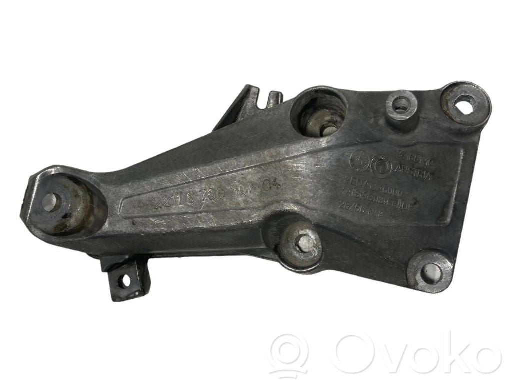 Dzinēja nostiprināšanas stiprinājums-kronšteins