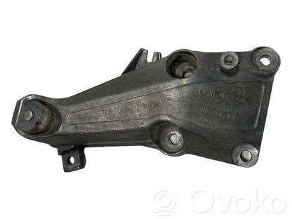 Dzinēja nostiprināšanas stiprinājums-kronšteins