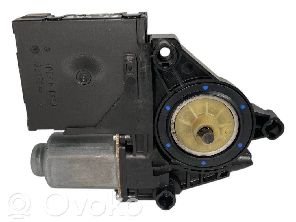 Priekšpusē loga pacēlāja motoriņš