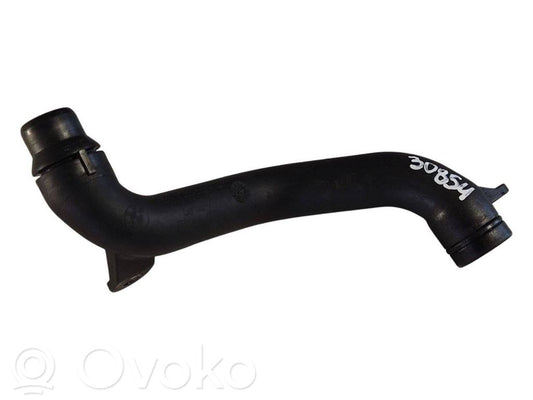 Caurulīte (-es) / šļūtene (-es)