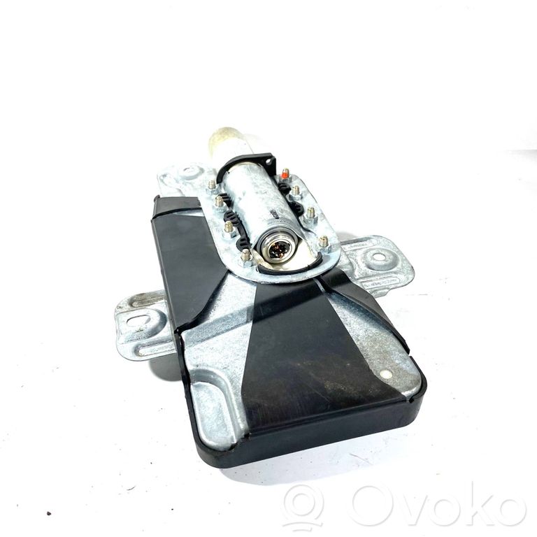 Priekšējo durvju drošības spilvens