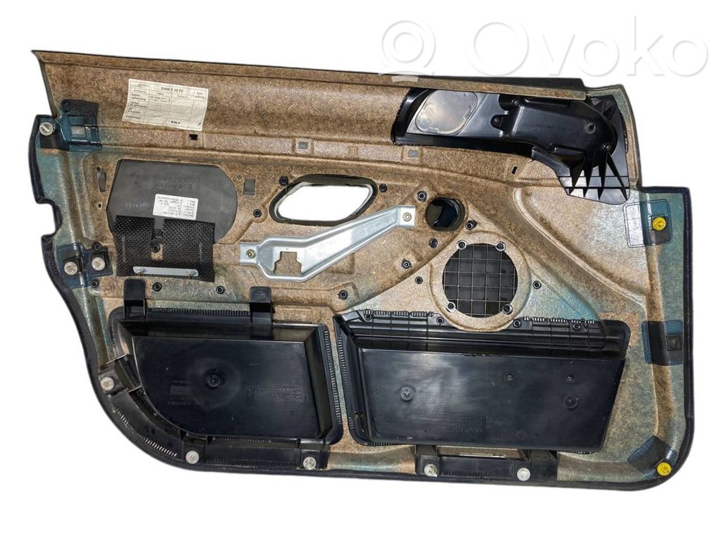 Priekšējo durvju apdare