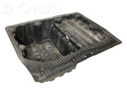 Trunk storage compartment