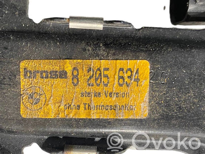 Priekšpusē elektriskā loga pacelšanas mehānisma komplekts