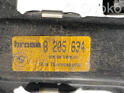 Priekšpusē elektriskā loga pacelšanas mehānisma komplekts