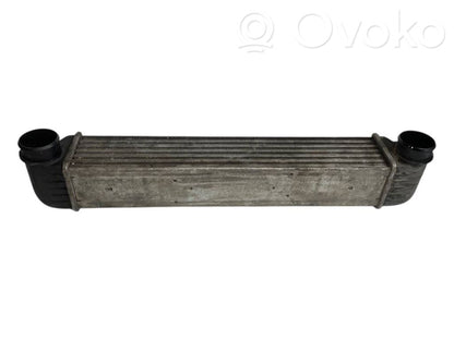 Starpdzesētāja radiators