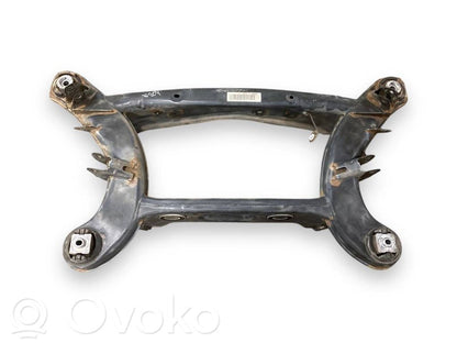 Pusrāmis aizmugurējais / priekšējais