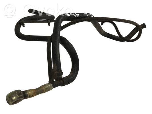 Degvielas caurulīte (-es)