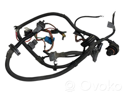 Pārnesumkārbas vadu instalācija