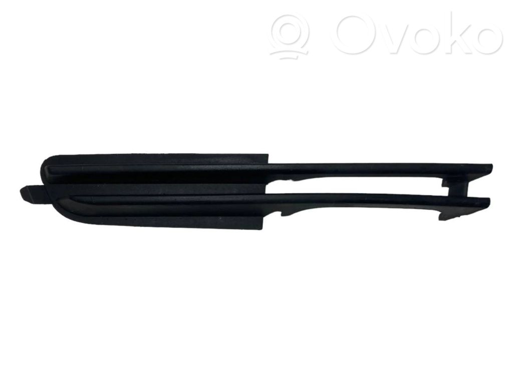 Lower grille (three-piece)