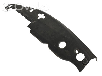 Dzinēja pārsega slēdzenes dekoratīvā apdare