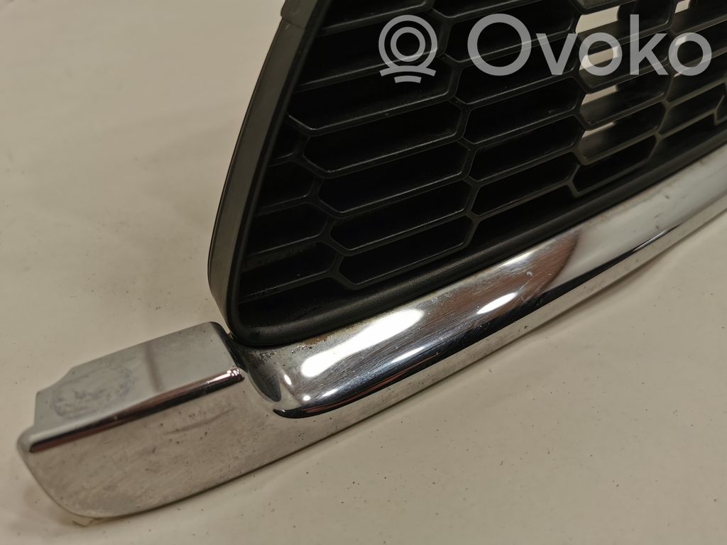 Priekšējais režģis