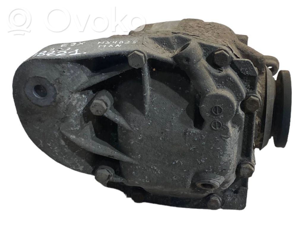 Aizmugurējais reduktors