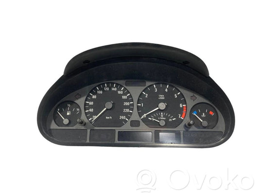 Spidometrs (instrumentu panelī)