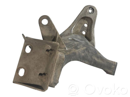 Кронштейн крепления двигателя