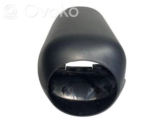 Stūres ass dekoratīvā apdare