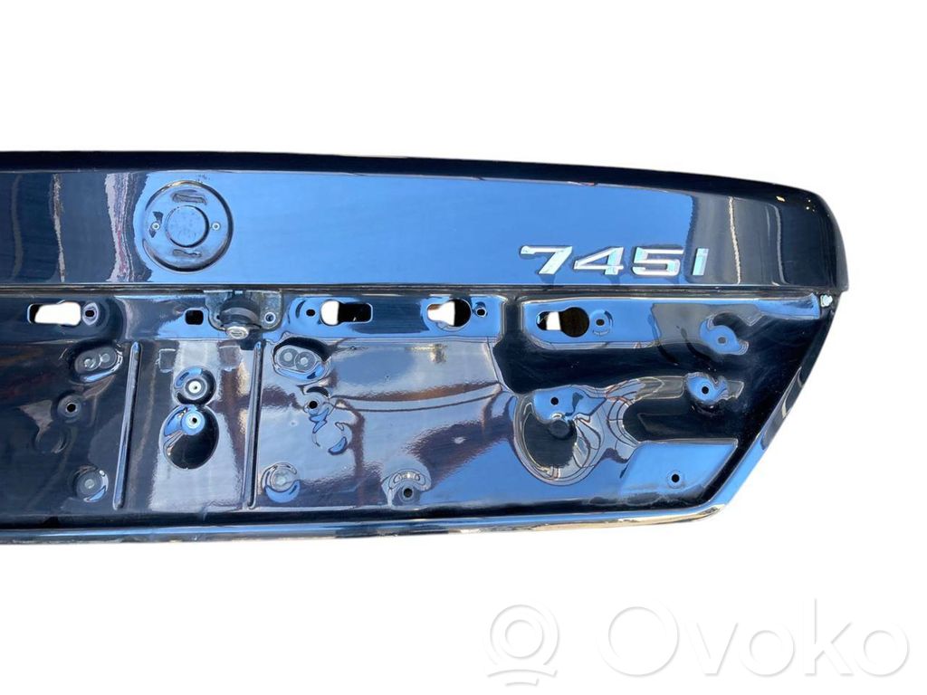 Aizmugurējais pārsegs (bagāžnieks)