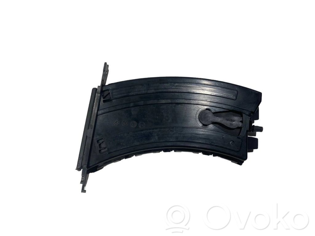 Glāžu turētājs (priekšā)