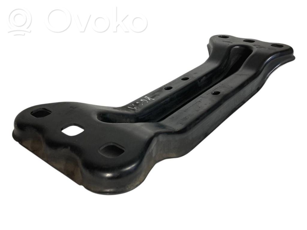 Transmission mounting bracket