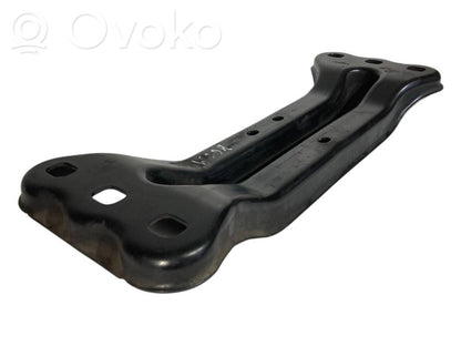 Transmission mounting bracket
