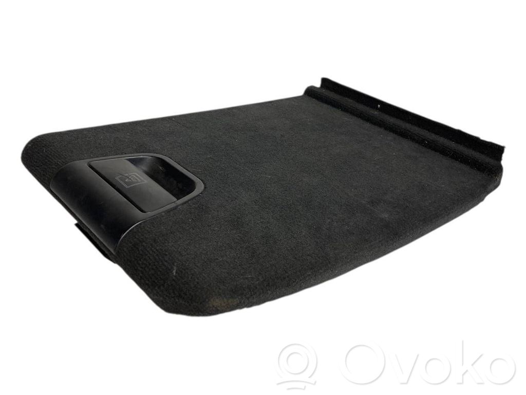 Side decorative trim panel