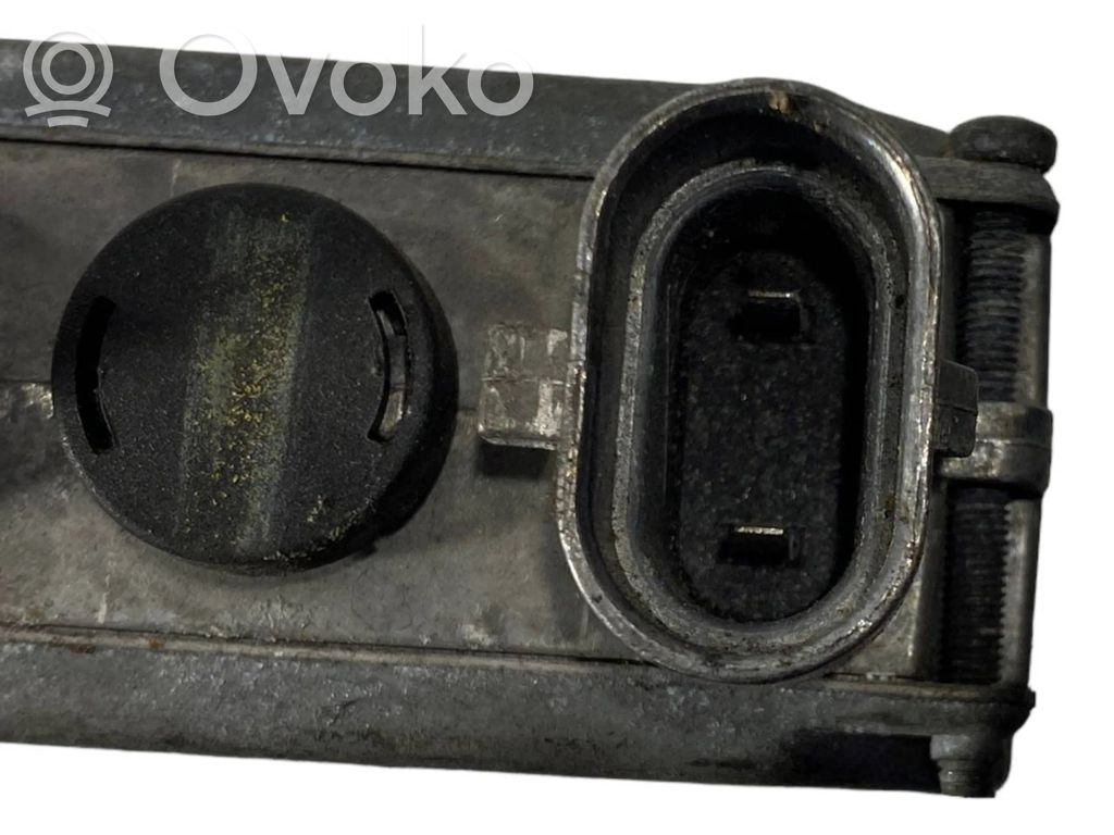 Headlight unit / (xenon unit)