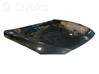 Dzinēja pārsegs (vāks)