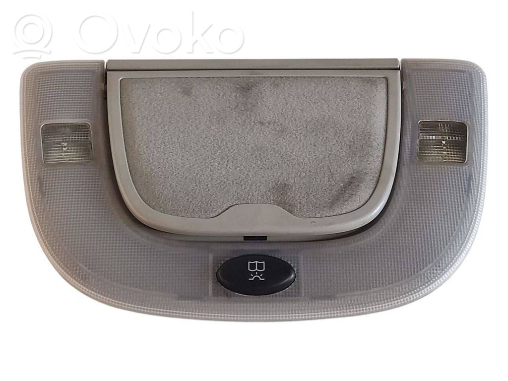 Aizmugurējo vietu apgaismojums