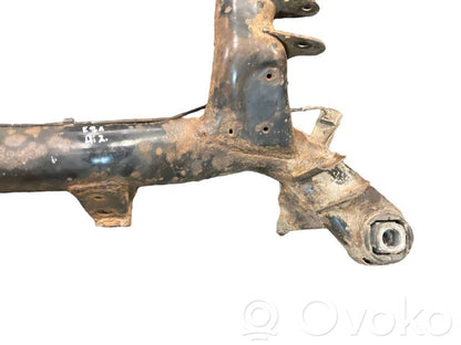 Pusrāmis aizmugurējais / priekšējais