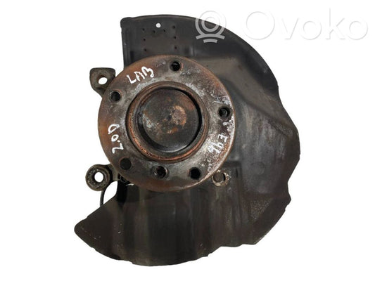 Priekšējā riteņa rumbas vārpstas šarnīrs (stupica, capfa)