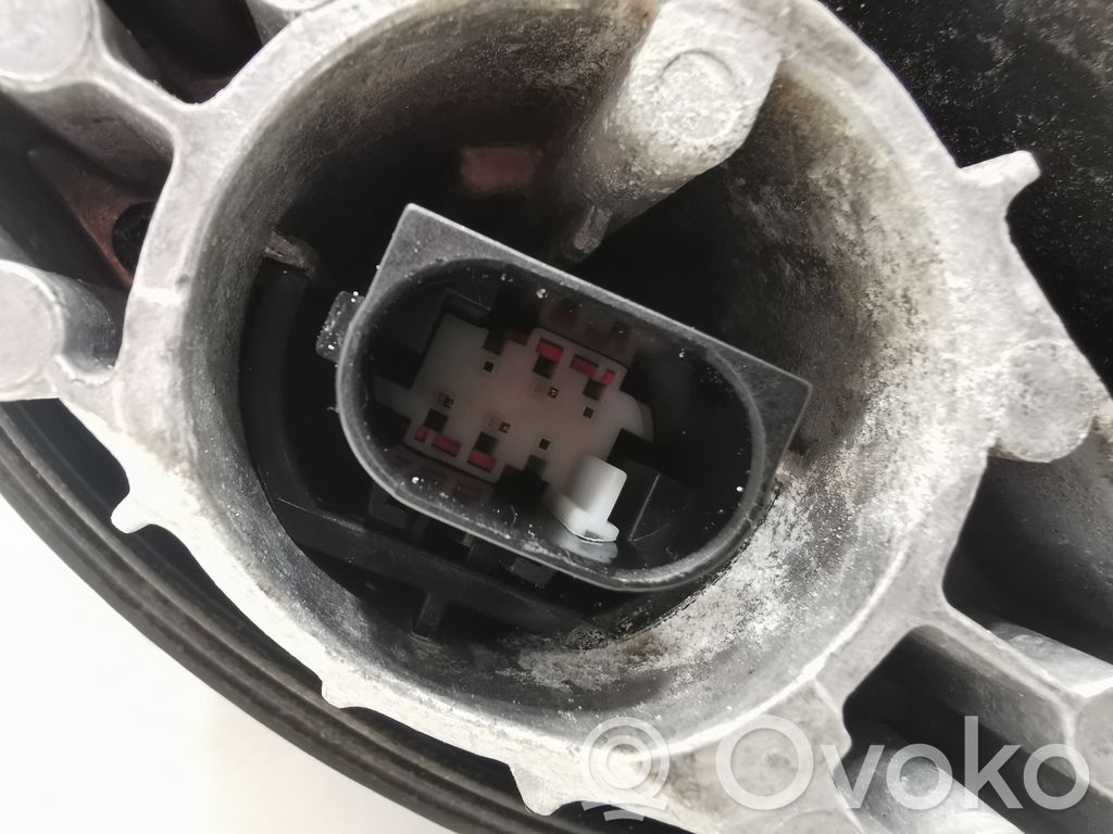 Spogulis (elektriski vadāms)