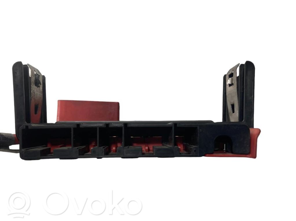 Plusa vadu savienošanas mezgls