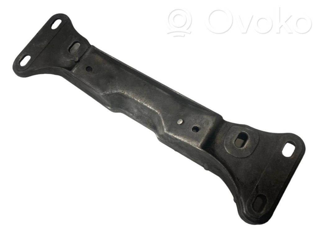 Кронштейн крепления трансмиссии