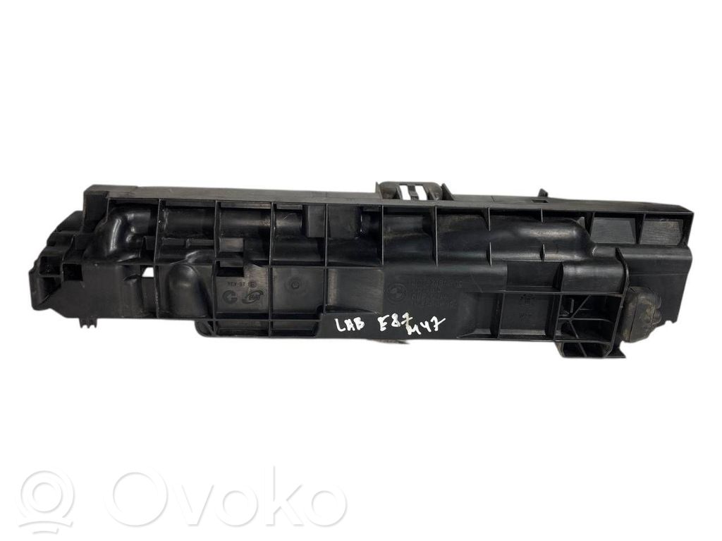 Radiatora (-u) turētājs / kronšteins