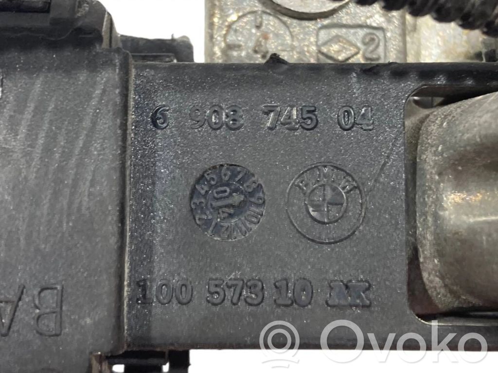 Plusa vads (akumulatora)