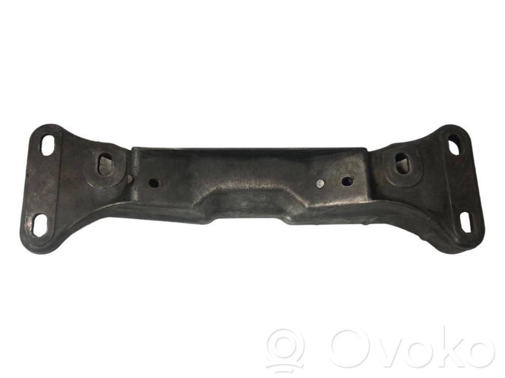 Кронштейн крепления трансмиссии