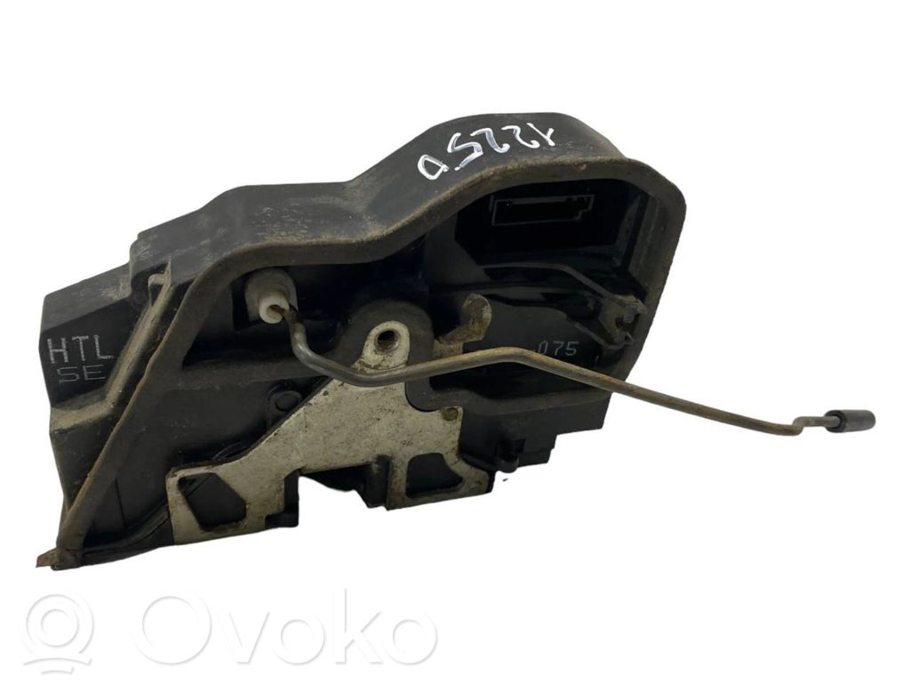 Aizmugurē slēdzene