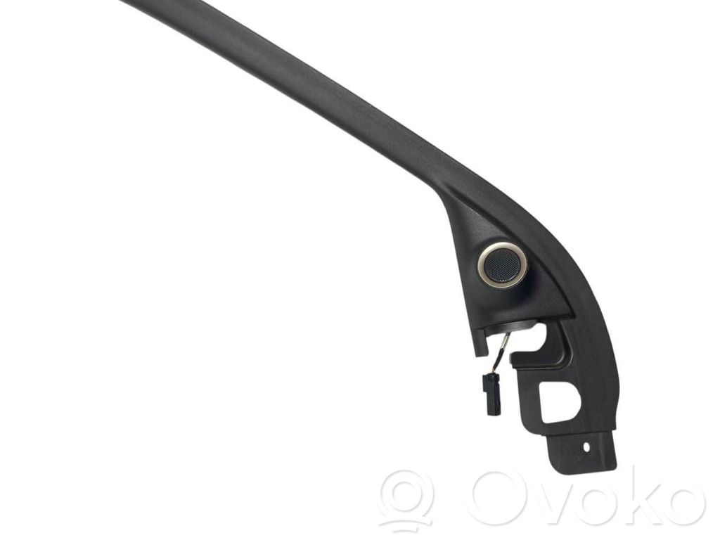 Priekšpusē durvju stikla apdare