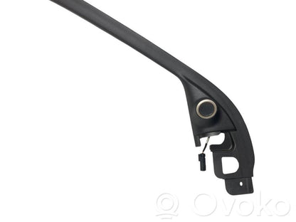 Priekšpusē durvju stikla apdare