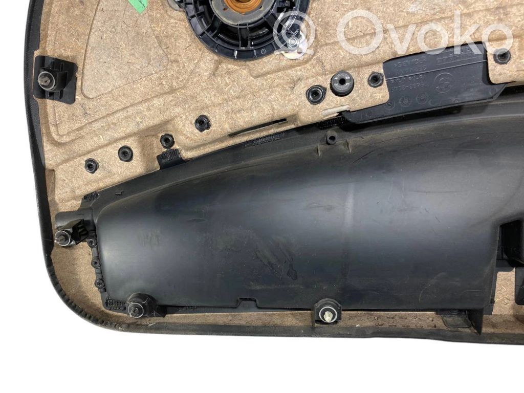 Отделка передней двери