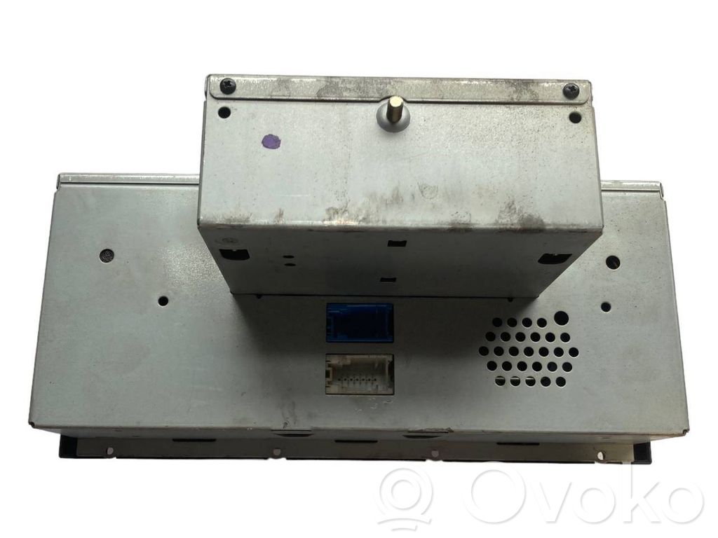 Radio / CD/DVD player / navigation