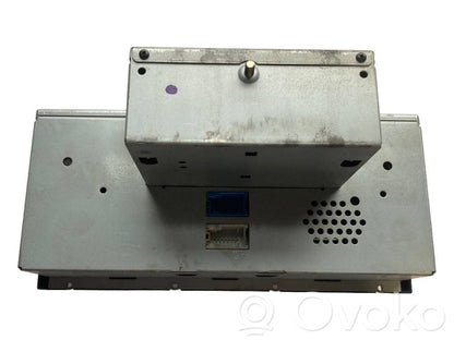 Radio / CD/DVD player / navigation