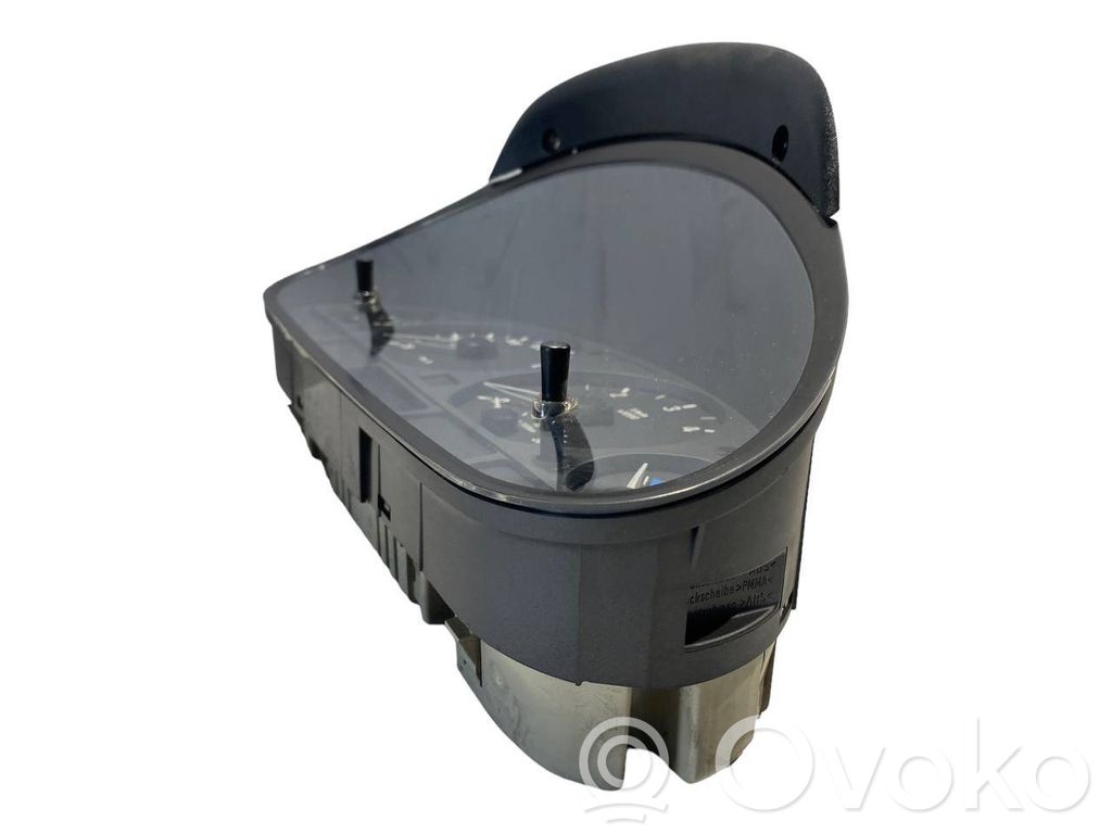 Spidometrs (instrumentu panelī)