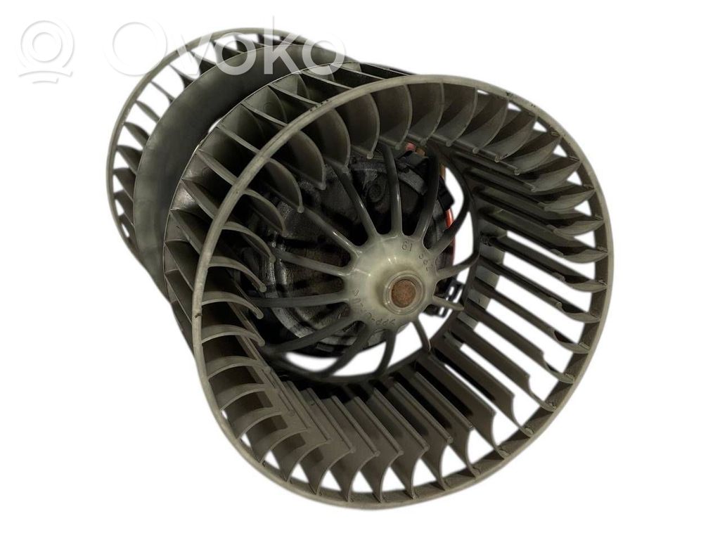 Mazā radiatora ventilators