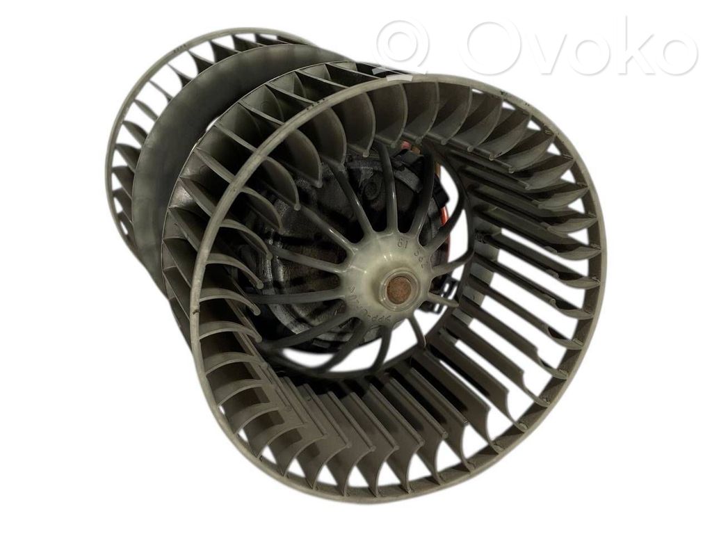 Mazā radiatora ventilators