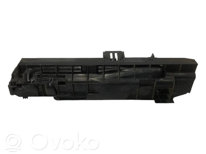 Radiatora (-u) turētājs / kronšteins