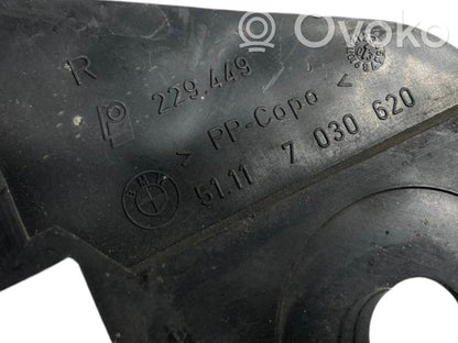 Priekšpusē bampera turētājs