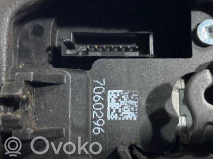 Aizmugurē slēdzene